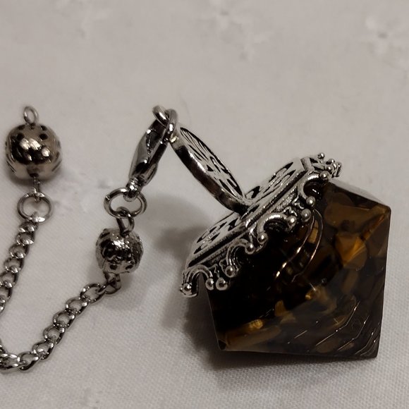 Tiger's Eye Dowsing Divination Pendulum - Picture 3 of 3